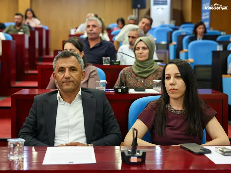 Diyarbakır’ın Yeni Eş Başkanı Emin Ay Göreve Başladı-1