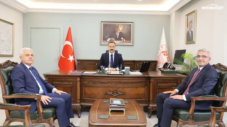 Doğubayazıt İlçe Millî Eğitim Müdürü Mehmet Kartal Kimdir İşte Kariyeri (2)