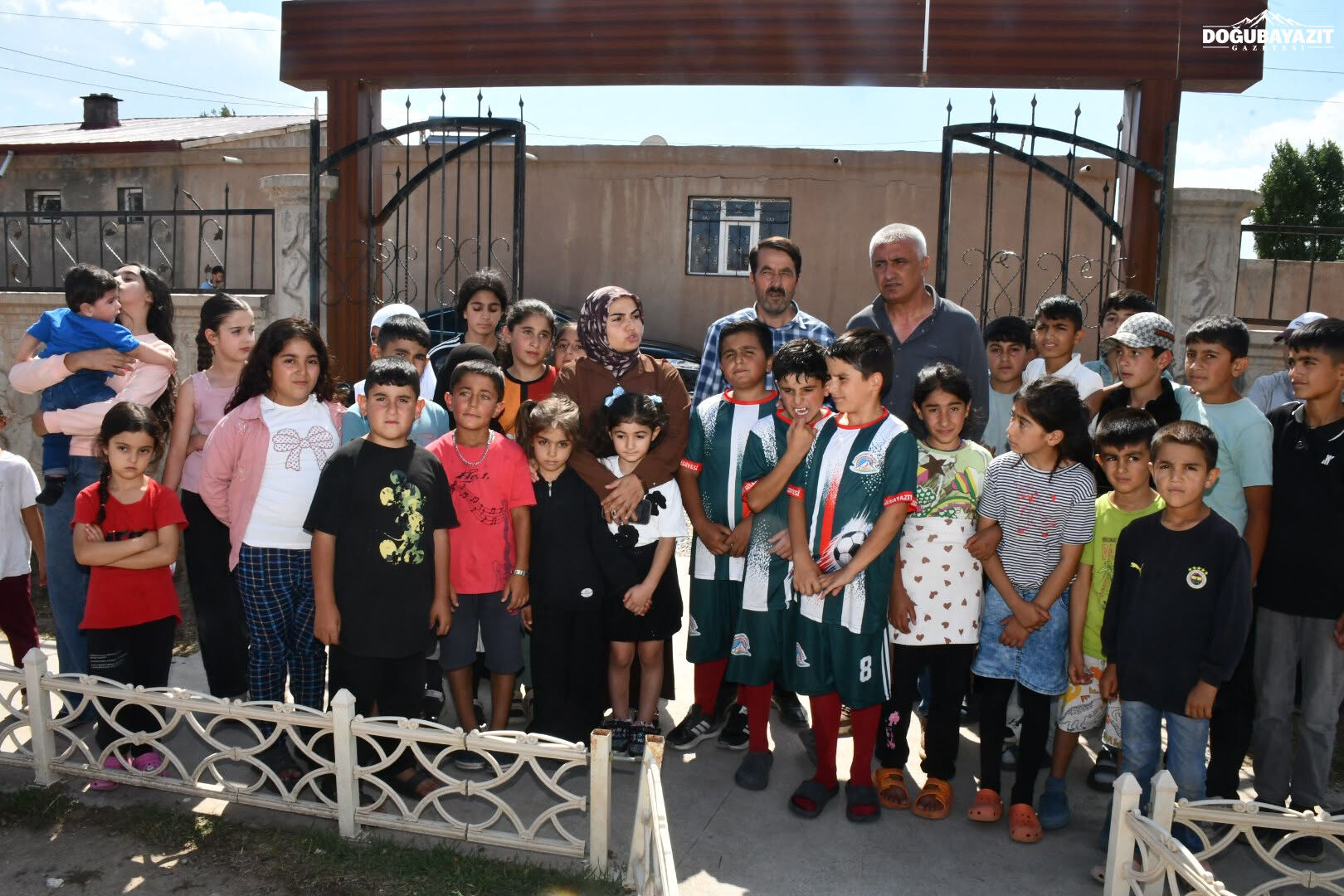 Doğubayazıt’ta Tahrip Edilen Park Yeniden Hizmete Açıldı (2)