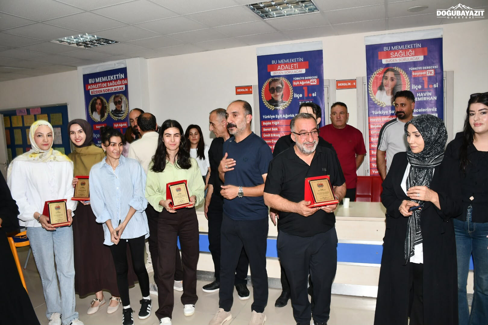 Doğubayazıt’ta Yks Derecesi Yapan Isimler Belli Oldu! Belediye Ödüllendirdi2