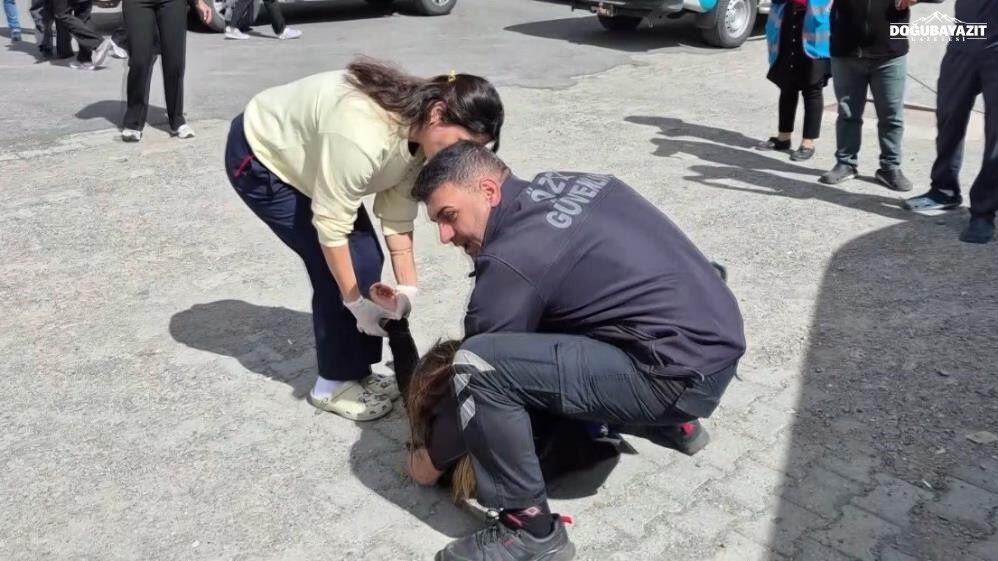 Kars'taki Tatbikatta Yaralılar Sahra Hastanesinde Tedavi Altına Alındı (2)