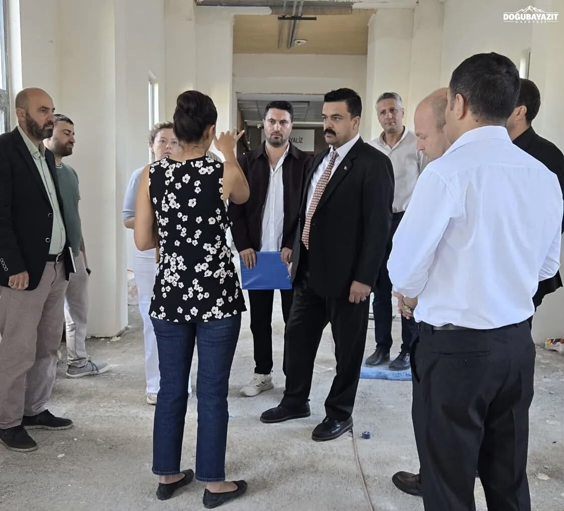 Patnos Devlet Hastanesi’nin Çehresi Değişiyor (3)