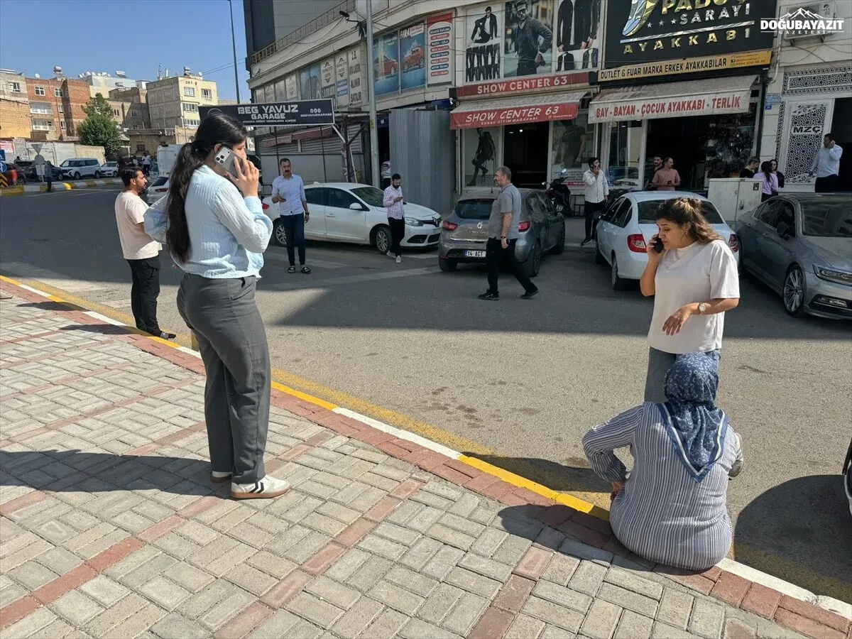 Şanlıurfa’da 5,4 büyüklüğünde deprem: Bakan Kurum’dan açıklama