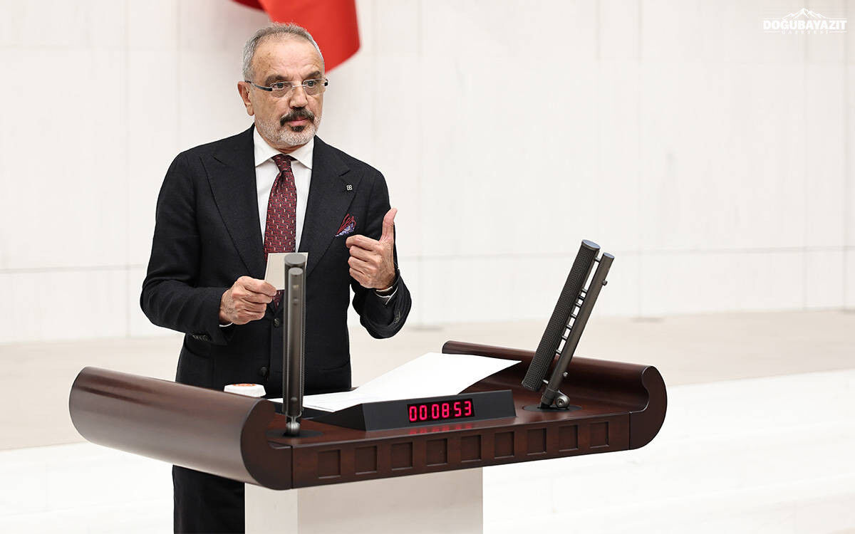 Sirri Sakik Cozum Yeri Meclistir Siyasi Partileri Goreve Davet Ediyoruz