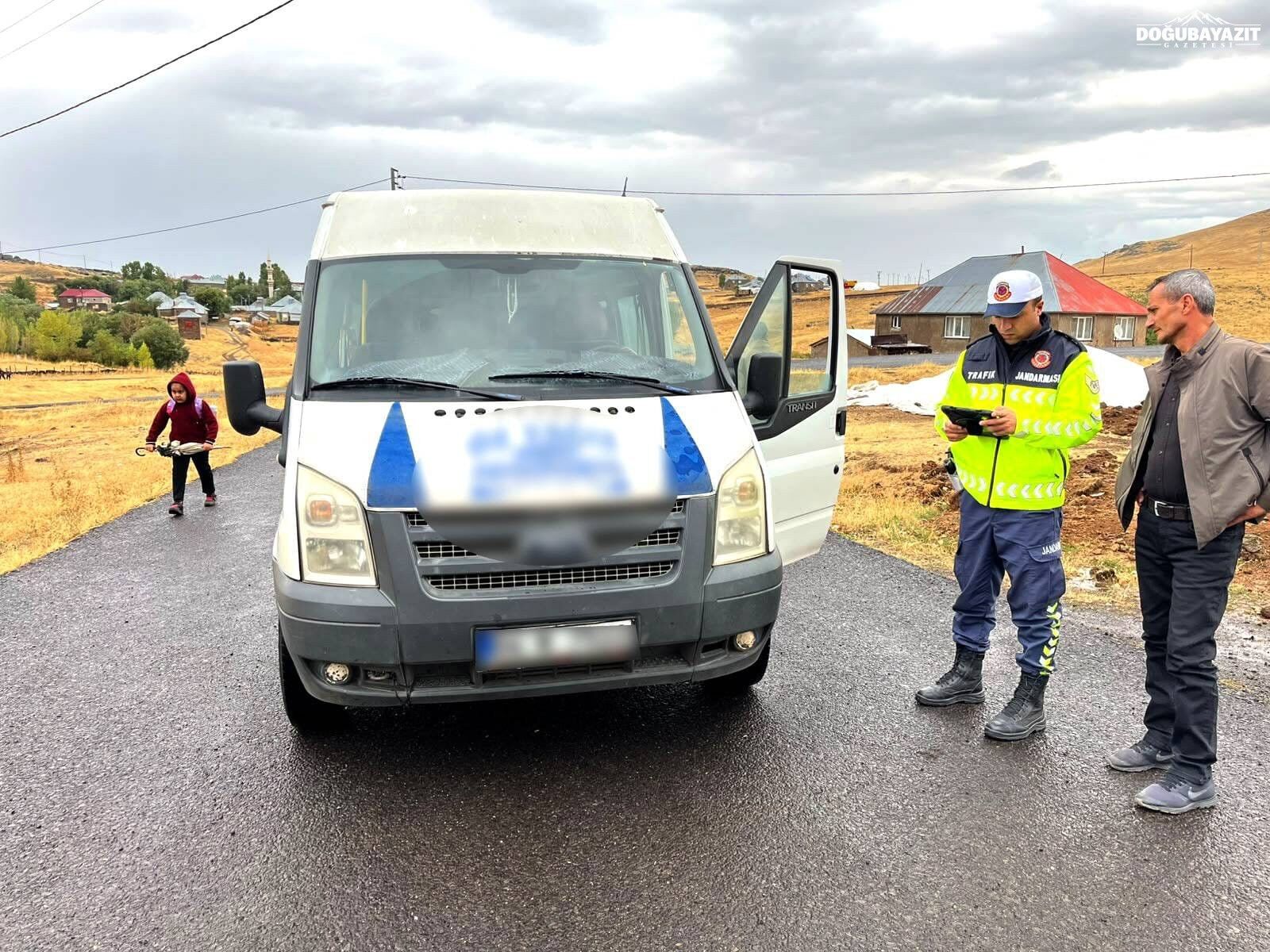 Ağrı’da Jandarma Okul Servislerini Denetledi-1