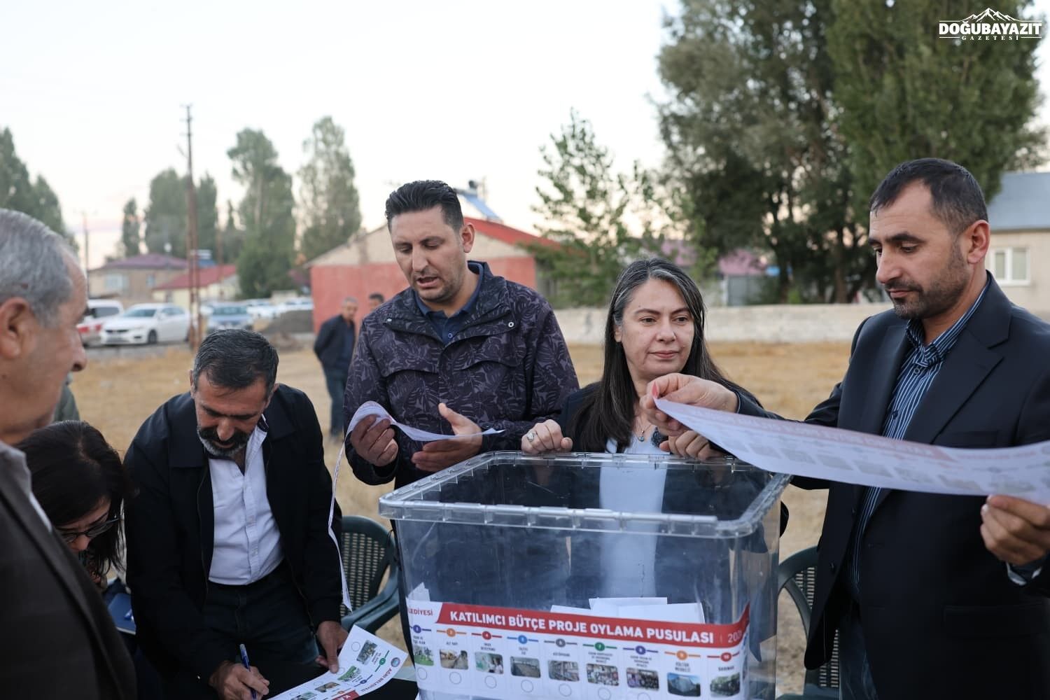 Ağrı'da Sağlık Ocağı, Barınak Ve Yol Talepleri Sandıktan Birinci Çıktı2