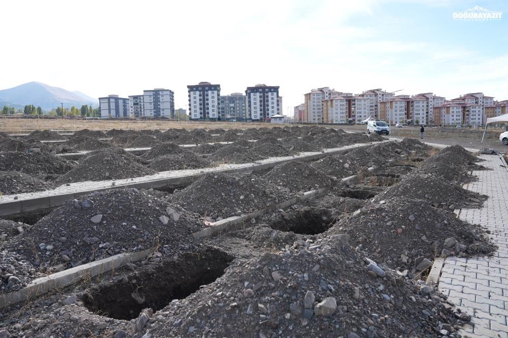 Erzurum'da Yüzlerce Mezar Hazırlandı