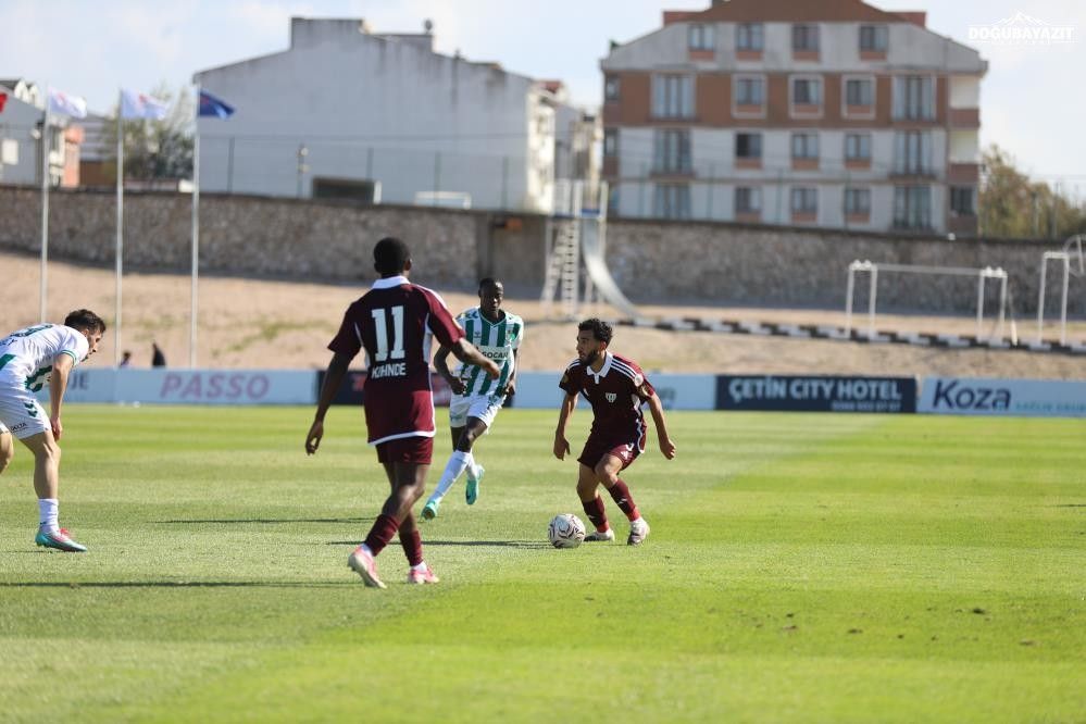 Iğdır Fk Bandırma'da Kazandı Gözünü Liderliğe Dikti