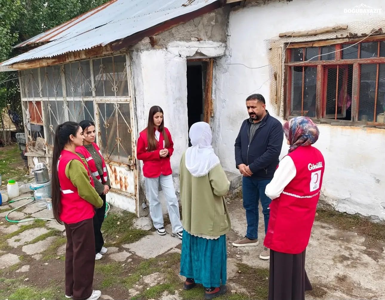 Patnos’ta Kızılay’dan Ihtiyaç Sahibi Ailelere Destek